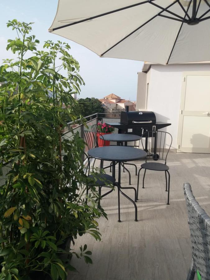 Le Tre Gioie Bed & Breakfast Palermo Bagian luar foto