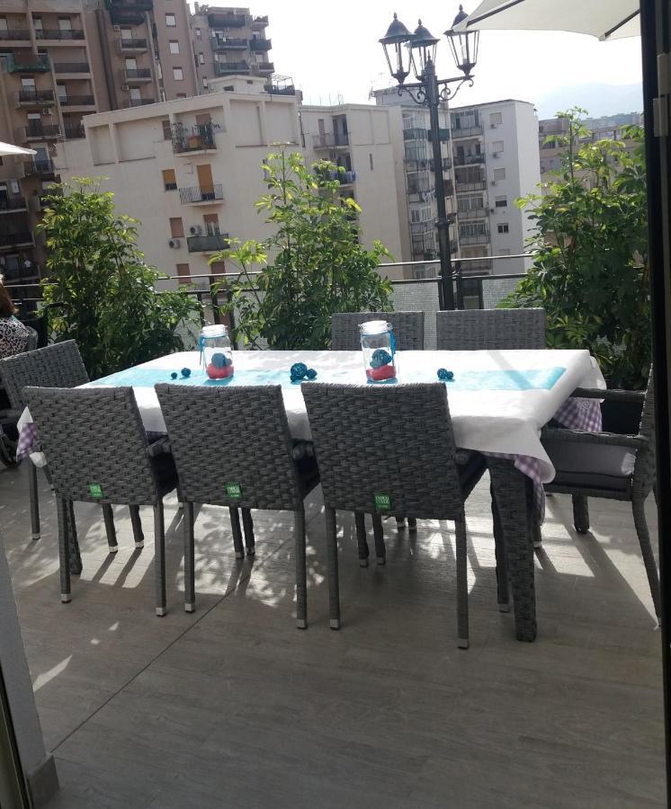 Le Tre Gioie Bed & Breakfast Palermo Bagian luar foto